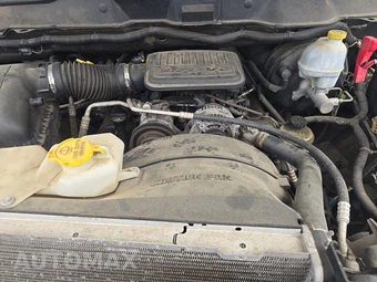 2008 Dodge Ram 1500 ST Crew Cab Medium Bed – miniatura 15