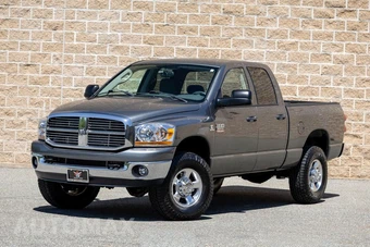 2008 Dodge Ram 2500 SLT Crew Cab Medium Bed - miniatura 2