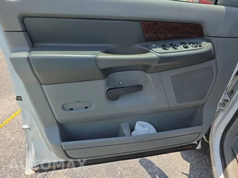 2008 Dodge Ram 3500 Laramie Crew Cab Long Bed DRW - miniatura 9