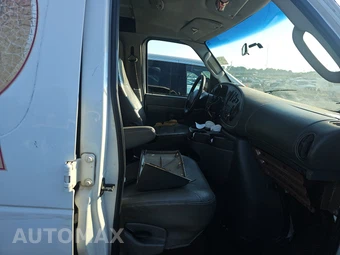 2008 Ford E-150 Base 138.0" WB - miniatura 8