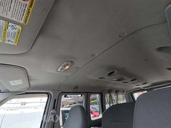 2008 Ford E-150 Wagon XLT 138.0" WB - miniatura 11