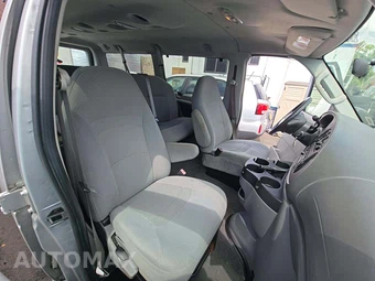 2008 Ford E-150 Wagon XLT 138.0" WB - miniatura 19
