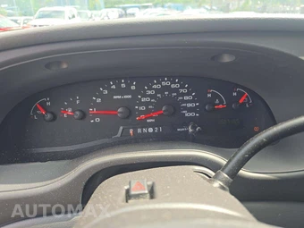 2008 Ford E-150 Wagon XLT 138.0" WB - miniatura 9