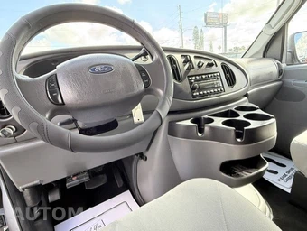 2008 Ford E-150 Wagon XLT 138.0" WB - miniatura 14