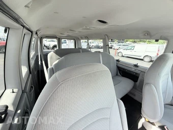 2008 Ford E-150 Wagon XLT 138.0" WB - miniatura 18