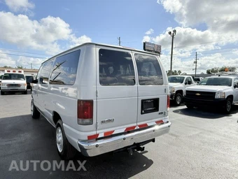 2008 Ford E-150 Wagon XLT 138.0" WB - miniatura 7
