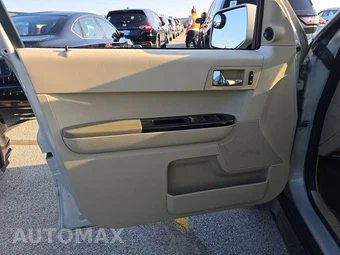2008 Ford Escape Limited – miniatura 9
