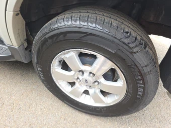 2008 Ford Escape Limited – miniatura 11