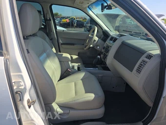 2008 Ford Escape XLT – miniatura 8
