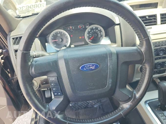 2008 Ford Escape XLT – miniatura 10