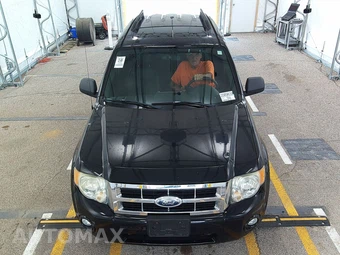 2008 Ford Escape XLT – miniatura 2