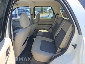 2008 Ford Escape XLT – miniatura 13