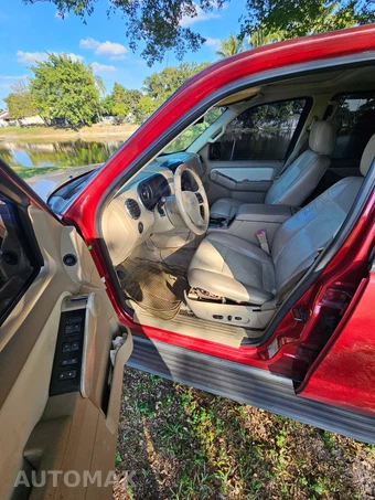 2008 Ford Explorer XLT – miniatura 4