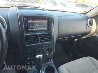 2008 Ford Explorer XLT – miniatura 11
