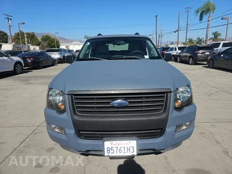 2008 Ford Explorer XLT – miniatura 2
