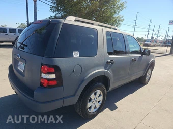 2008 Ford Explorer XLT – miniatura 4