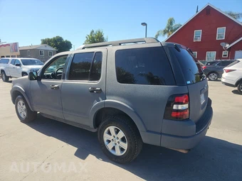 2008 Ford Explorer XLT – miniatura 6