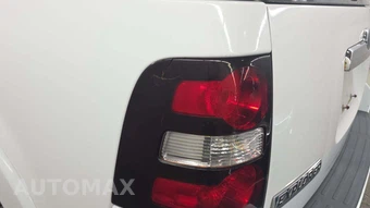 2008 Ford Explorer XLT - miniatura 32