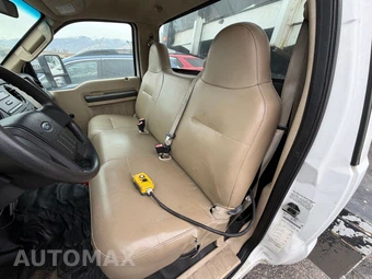 2008 Ford F-350 Regular Cab DRW - miniatura 27