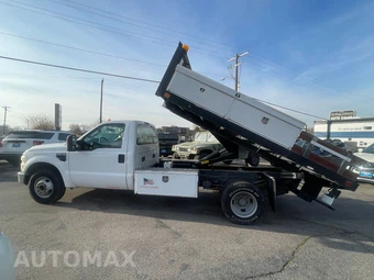 2008 Ford F-350 Regular Cab DRW - miniatura 3