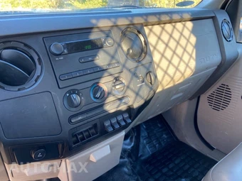 2008 Ford F-550 Regular Cab DRW - miniatura 16