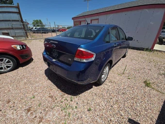 2008 Ford Focus SES Sedan – miniatura 3