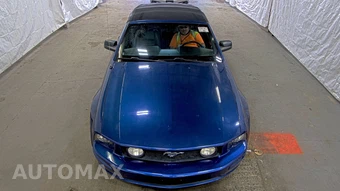 2008 Ford Mustang GT Deluxe Convertible - miniatura 2