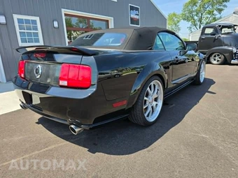 2008 Ford Mustang GT Premium Convertible - miniatura 4