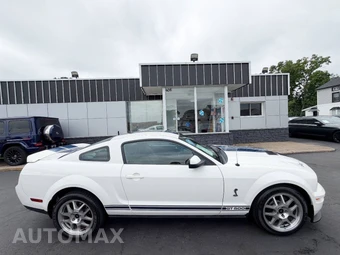 2008 Ford Mustang Shelby GT500 Coupe - miniatura 9