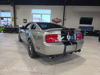 2008 Ford Mustang Shelby GT500 Coupe - miniatura 2