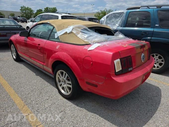 2008 Ford Mustang V6 Deluxe Convertible - miniatura 2