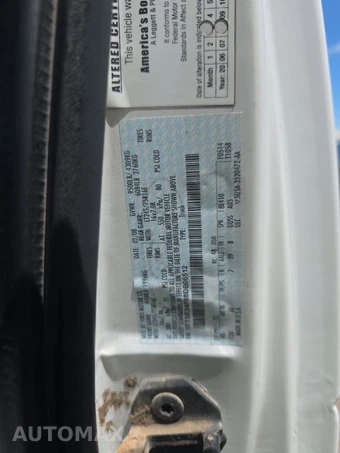 2008 Ford Super Duty E-350 Commercial Cargo Van 138.0" WB - miniatura 21