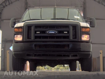 2008 Ford Super Duty E-350 Commercial Cargo Van 138.0" WB - miniatura 3