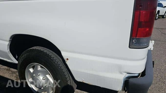 2008 Ford Super Duty E-350 Commercial Cargo Van 138.0" WB - miniatura 37