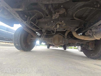 2008 Ford Super Duty E-350 Wagon XL 138.0" WB - miniatura 14