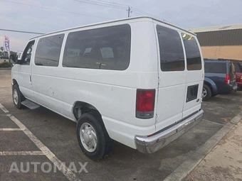 2008 Ford Super Duty E-350 Wagon XL 138.0" WB - miniatura 2