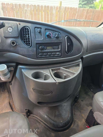 2008 Ford Super Duty E-450 Cutaway DRW – miniatura 10