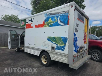 2008 Ford Super Duty E-450 Cutaway DRW – miniatura 2
