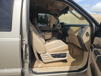 2008 Ford Super Duty F-250 Lariat Crew Cab Medium Bed - miniatura 8