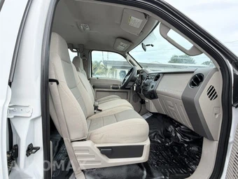 2008 Ford Super Duty F-250 XL Crew Cab Medium Bed - miniatura 18