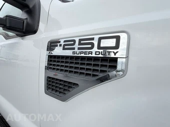 2008 Ford Super Duty F-250 XL Crew Cab Medium Bed - miniatura 20