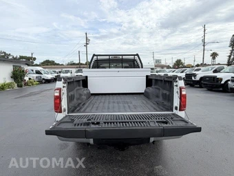 2008 Ford Super Duty F-250 XL Crew Cab Medium Bed - miniatura 7