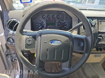 2008 Ford Super Duty F-250 XLT Crew Cab Medium Bed - miniatura 10