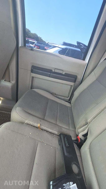 2008 Ford Super Duty F-250 XLT Crew Cab Medium Bed - miniatura 29