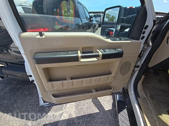 2008 Ford Super Duty F-250 XLT Extended Cab Medium Bed w/Rear Doors - miniatura 10