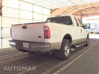 2008 Ford Super Duty F-250 XLT Extended Cab Medium Bed w/Rear Doors - miniatura 4