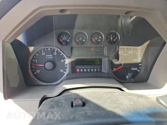 2008 Ford Super Duty F-350 Cab Chassis XL Regular Cab - miniatura 12