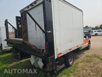 2008 Ford Super Duty F-350 Cab Chassis XL Regular Cab DRW - miniatura 4