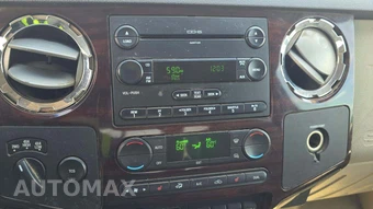 2008 Ford Super Duty F-350 Lariat Crew Cab Medium Bed - miniatura 17