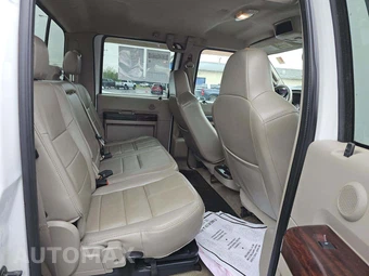2008 Ford Super Duty F-350 Lariat Crew Cab Medium Bed - miniatura 16